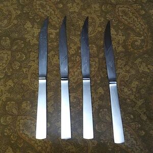 Latama Stainless Steel Table Knives